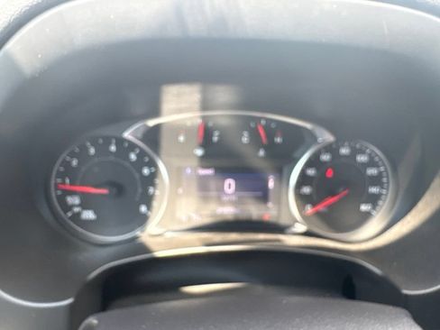 Used 2024 GMC Terrain SLE FWD image 13
