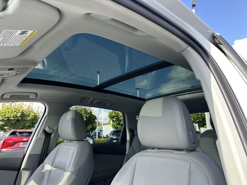 Used 2024 Audi Q7 Premium Plus image 15