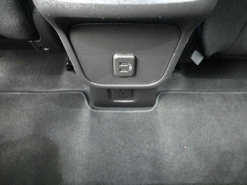 Used 2024 Chevrolet Equinox LT image 22