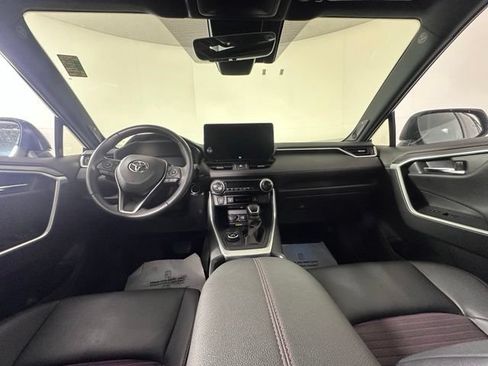 Used 2024 Toyota RAV4 XSE AWD/4WD image 17