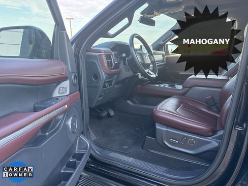 Used 2024 Ford Expedition Limited image 8
