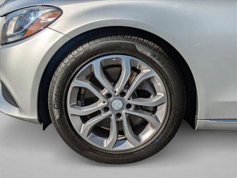 Used 2015 Mercedes-Benz C 300 Sedan image 22