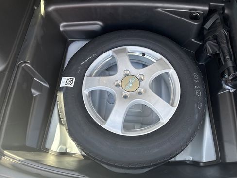 New 2025 Jeep Grand Cherokee Altitude image 14