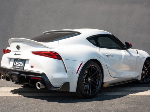 Used 2020 Toyota Supra Launch Edition w/ Driver Assist Package RWD image 12