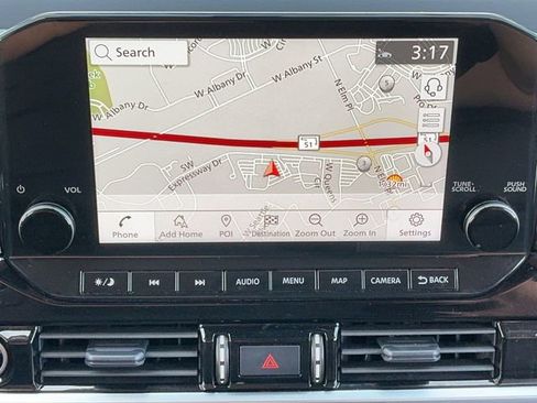 Used 2024 Nissan Pathfinder SL image 21