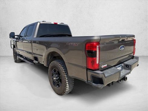Used 2023 Ford F250 XLT w/ XLT Premium Package AWD/4WD image 3