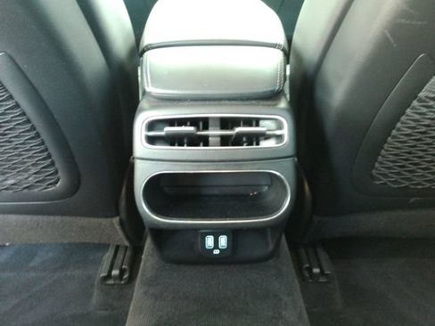 Used 2025 Genesis GV70 2.5T AWD/4WD image 27