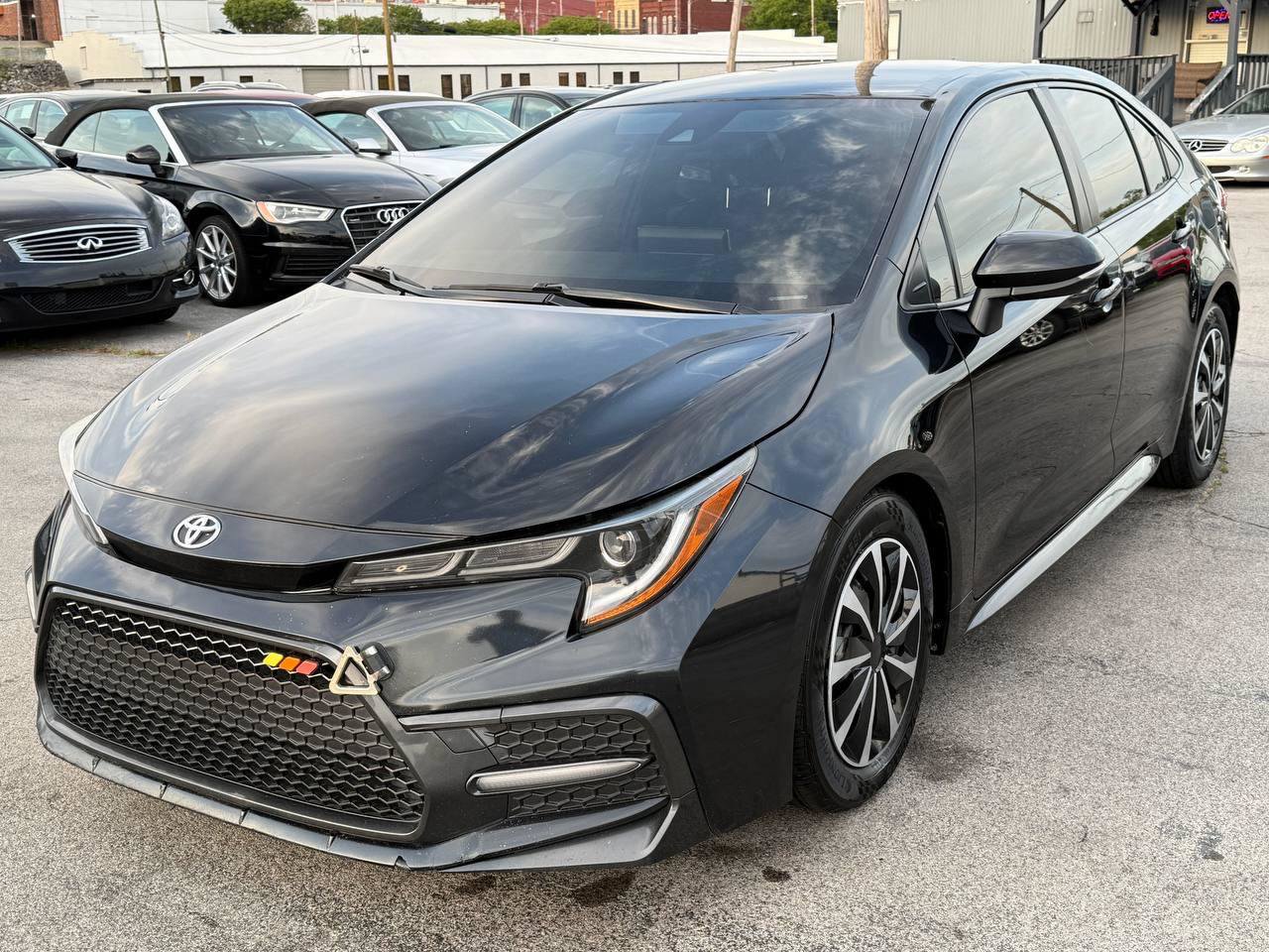 Used 2021 Toyota Corolla SE FWD image 6
