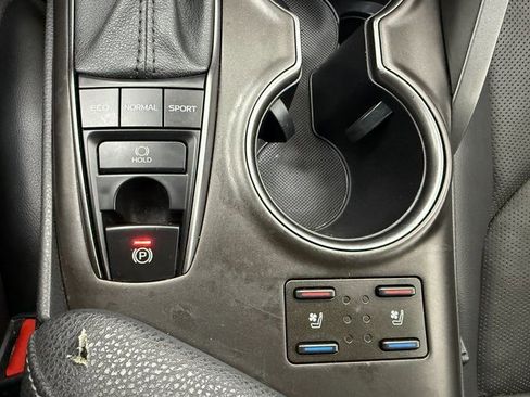 Used 2023 Toyota Camry XSE image 21