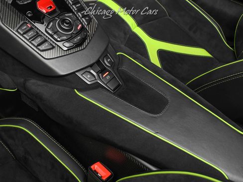 Used 2016 Lamborghini Aventador LP 750-4 Superveloce image 15