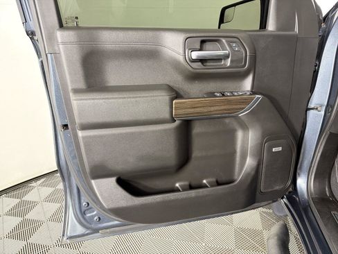 Used 2019 Chevrolet Silverado 1500 RST AWD/4WD image 8