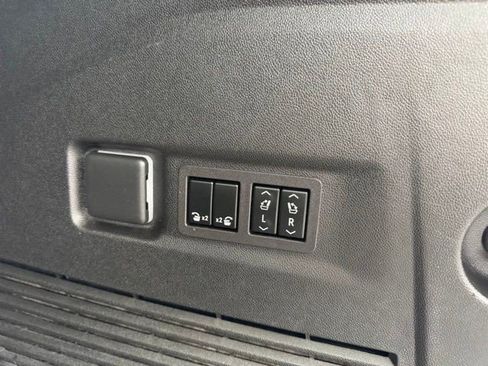 Certified 2023 GMC Yukon XL Denali Ultimate w/ LPO, Floor Liner Package image 10