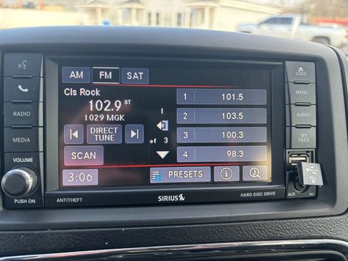 Used 2013 Dodge Grand Caravan SE image 13