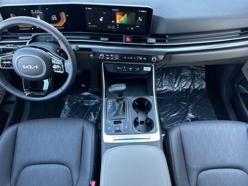 New 2026 Kia Carnival LXS image 13