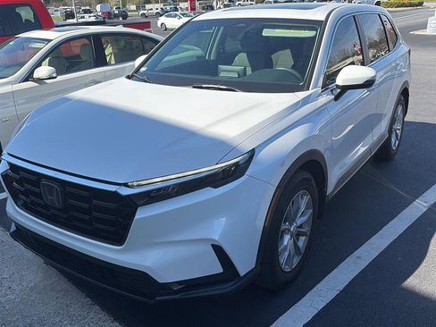 Used 2023 Honda CR-V EX image 9