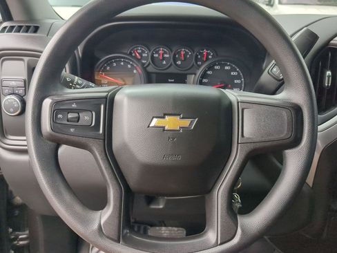 Used 2021 Chevrolet Silverado 1500 Custom image 13