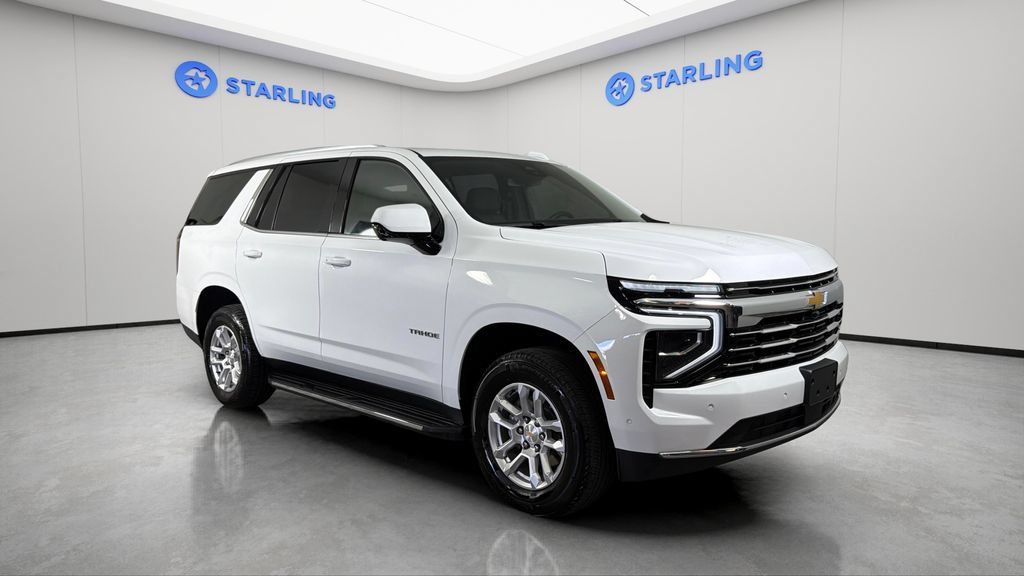 Used 2025 Chevrolet Tahoe LT AWD/4WD image 13