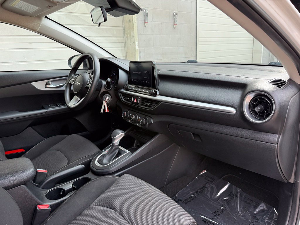 Used 2024 Kia Forte LXS FWD image 37