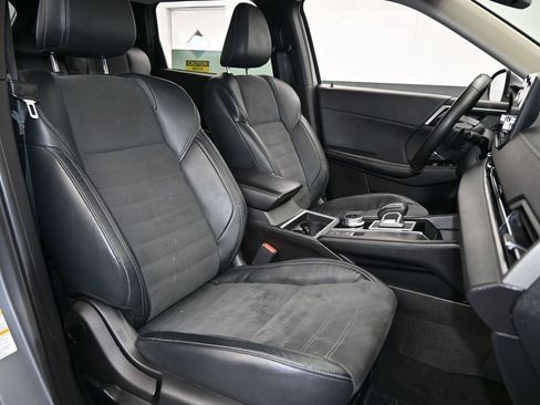 Used 2022 Mitsubishi Outlander SE image 45