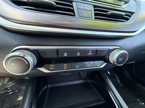 Used 2023 Nissan Altima 2.5 SV image 36