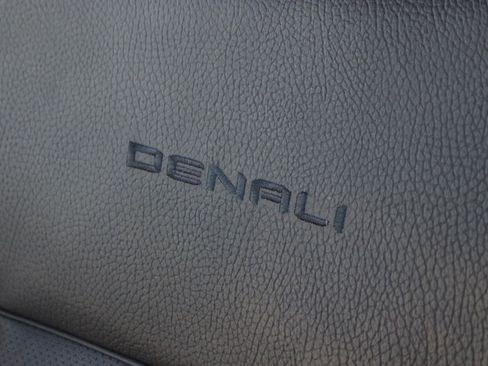 Used 2024 GMC Sierra 1500 Denali w/ Denali Reserve Package image 19