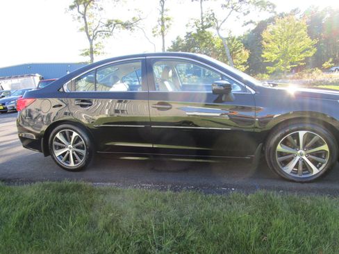 Used 2015 Subaru Legacy 2.5i Limited image 6