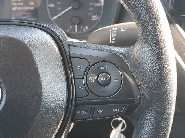 Used 2025 Toyota Corolla LE FWD image 22
