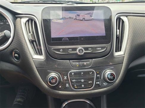 Used 2023 Chevrolet Malibu LT image 26