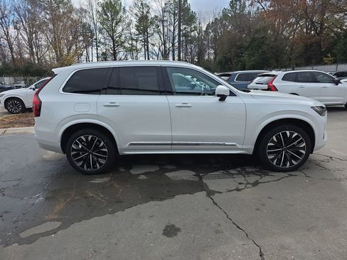 New 2026 Volvo XC90 T8 Ultra w/ Protection Package Premier image 12