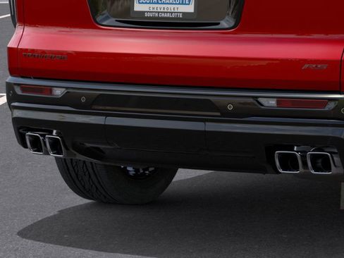 New 2026 Chevrolet Traverse RS w/ LPO, Floor Liner Package FWD image 39