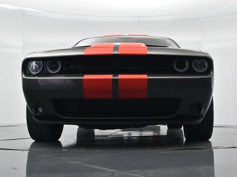 Used 2019 Dodge Challenger SXT w/ Blacktop Package RWD image 29