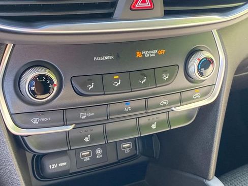 Used 2019 Hyundai Santa Fe SEL FWD image 23