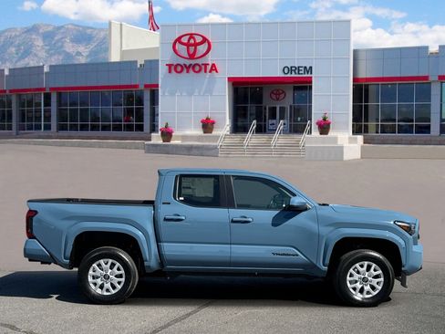New 2026 Toyota Tacoma SR5 AWD/4WD image 3