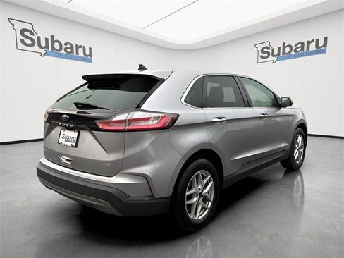 Used 2024 Ford Edge SEL image 7