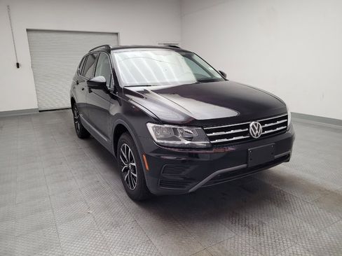 Used 2021 Volkswagen Tiguan SE FWD image 13