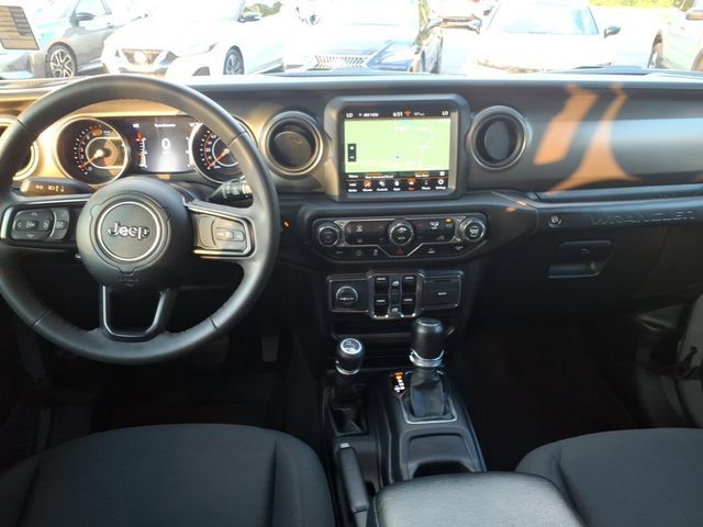 Used 2023 Jeep Wrangler Unlimited Sport w/ Sun And Sound Package AWD/4WD image 9