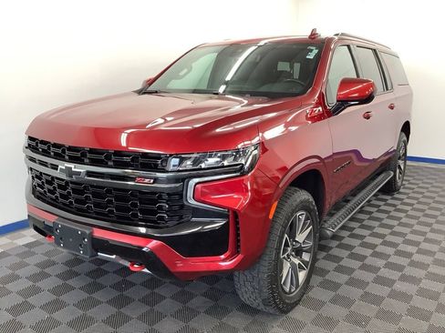 Used 2021 Chevrolet Suburban Z71 w/ Rear Media and Nav Package AWD/4WD image 1