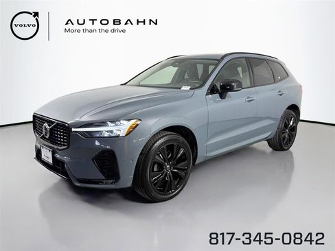 Used 2023 Volvo XC60 B5 Plus w/ Climate Package AWD/4WD image 1