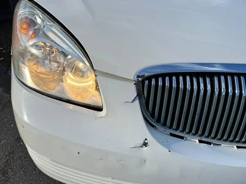 Used 2008 Buick Lucerne CX image 24