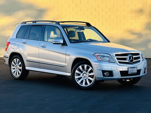Used 2012 Mercedes-Benz GLK 350 2WD image 2