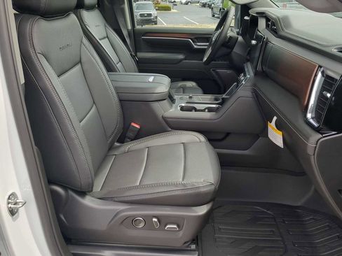 New 2026 GMC Sierra 2500 Denali w/ Denali Reserve Package AWD/4WD image 30
