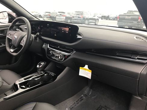 New 2026 Buick Envista Sport Touring FWD image 40