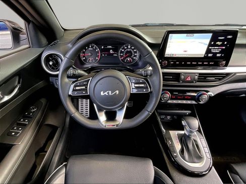 Used 2023 Kia Forte GT-Line w/ GT-Line Premium Package FWD image 8