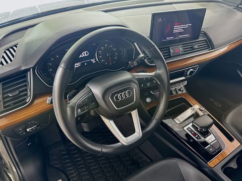 Used 2023 Audi Q5 2.0T Premium w/ Convenience Package AWD/4WD image 12