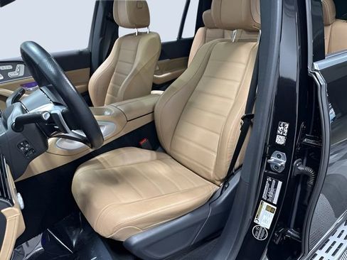 Certified 2024 Mercedes-Benz GLS 580 4MATIC image 31