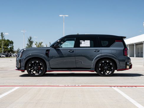 Used 2026 Nissan Armada NISMO AWD/4WD image 5