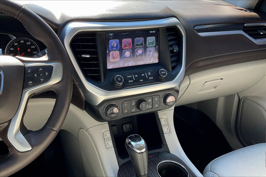 Used 2017 GMC Acadia SLT FWD image 12