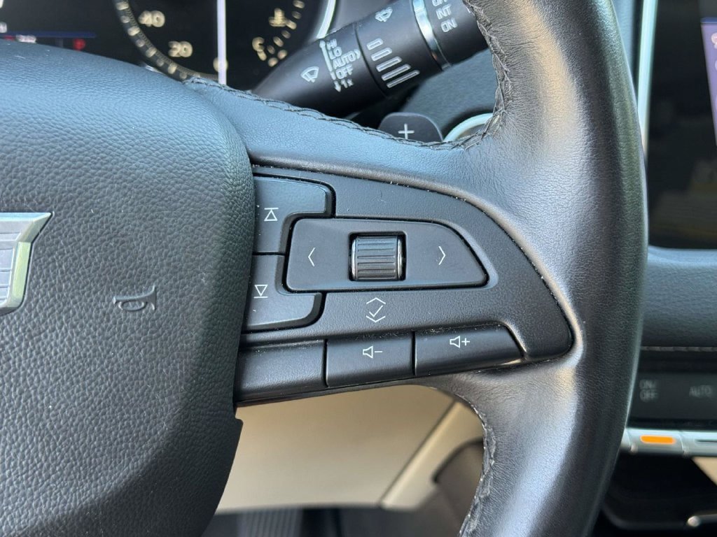 Used 2019 Cadillac XT4 Premium Luxury AWD/4WD image 12
