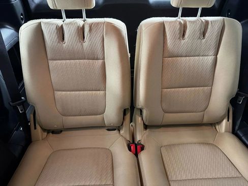 Used 2016 Ford Explorer FWD image 39