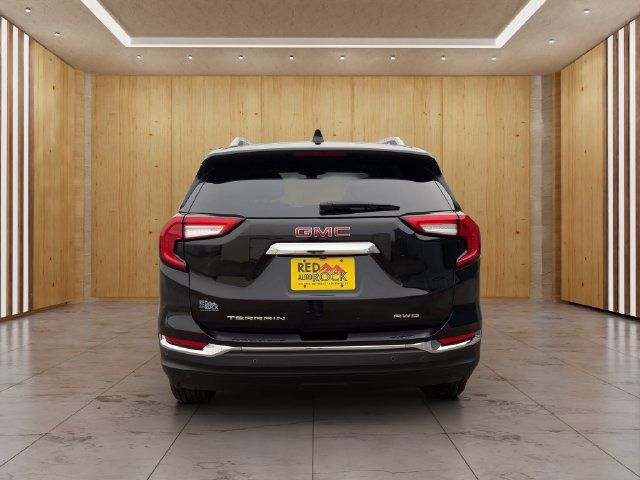 Used 2022 GMC Terrain SLT w/ Infotainment Package II AWD/4WD image 5